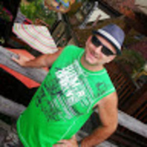 Meet your Posher, Roy